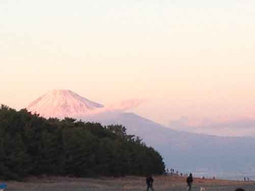 三保の松原より富士山